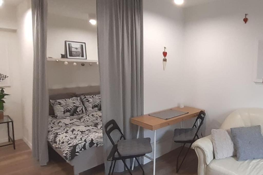 Lemuria Apartament Szkolna Centrum Legnica Luaran gambar
